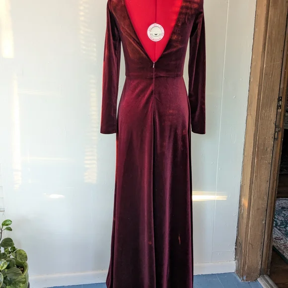 Jenny Yoo Malia Velvet Long Sleeve Dress - Maroon - Picture 7 of 10